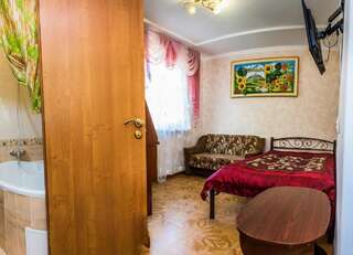 Гостиница Лукоморье Алупка Улучшенный двухместный номер с 1 кроватью-5